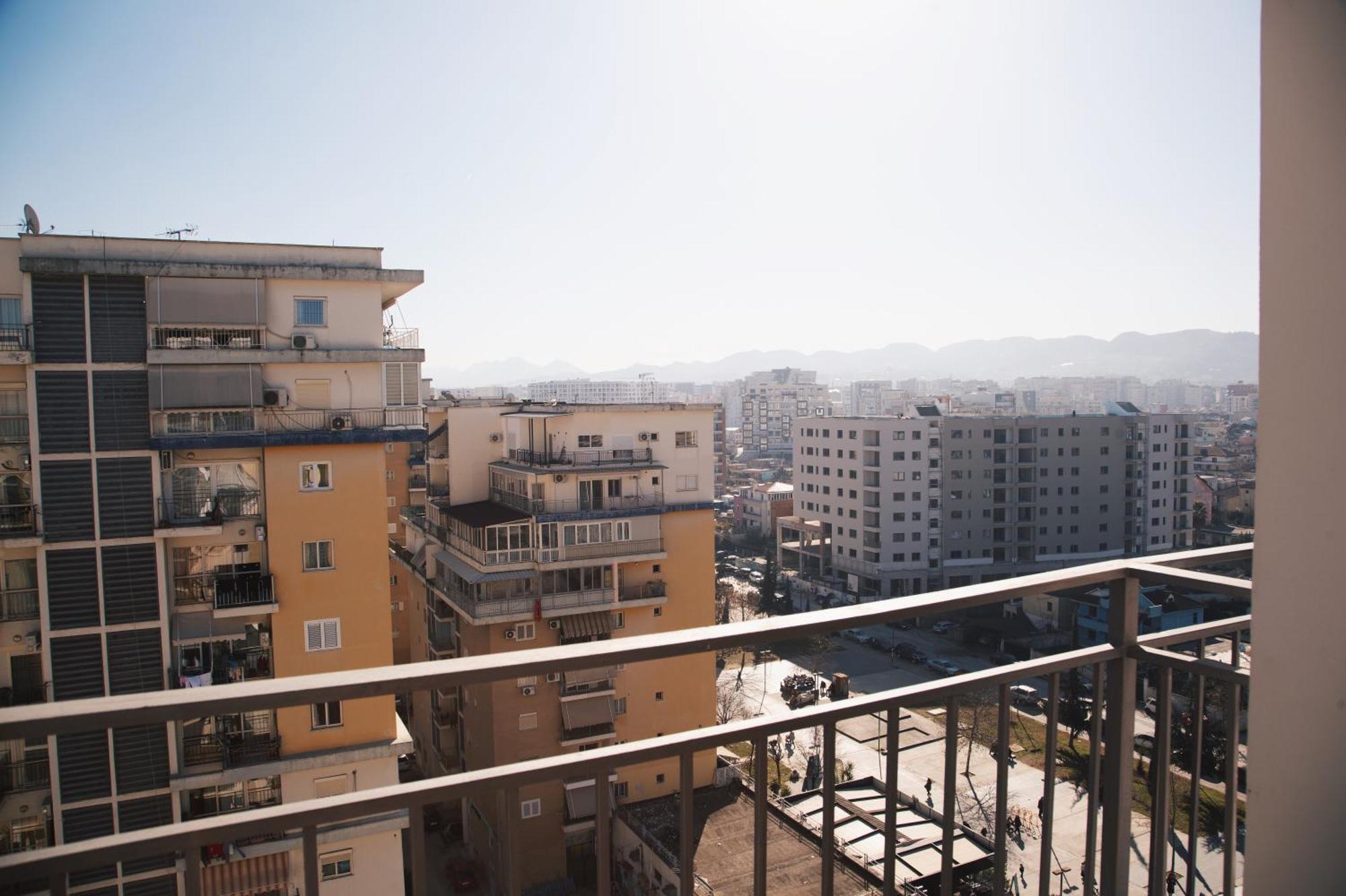 Park View Apartment Тирана Екстериор снимка